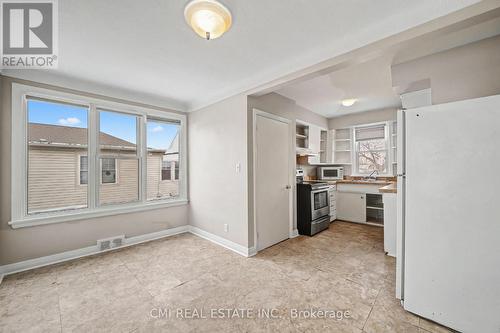 68 Queen Street S, Thorold, ON - Indoor