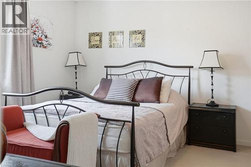 2505 Valleyridge Drive, Oakville, ON - Indoor Photo Showing Bedroom