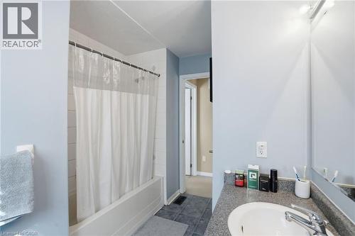 2505 Valleyridge Drive, Oakville, ON - Indoor Photo Showing Bathroom
