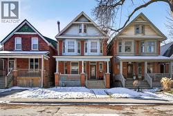 147 HOMEWOOD Avenue  Hamilton, ON L8P 2M6