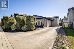 819 Cadder Avenue Kelowna, BC V1Y 5N7
