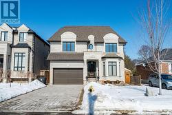 178 JOHNSTON AVENUE  Toronto, ON M2N 1H3