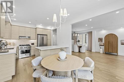 6 BYBLOS COURT  East Gwillimbury, ON L9N 0T3