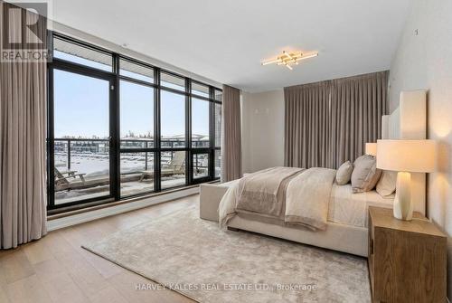 3711 Riva Avenue, Innisfil, ON - Indoor Photo Showing Bedroom