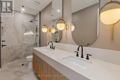 3711 Riva Avenue, Innisfil, ON - Indoor Photo Showing Bathroom