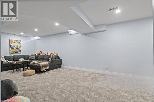 5609 Thorn Lane, Burlington, ON - Indoor