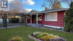 284 Robinson Avenue  Naramata, BC V0H 1N0