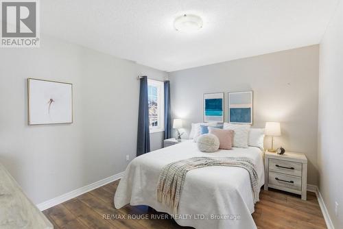 46 Sandford Crescent, Whitby (Rolling Acres), ON - Indoor Photo Showing Bedroom