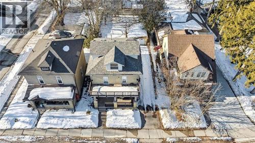 98 William Street W, Waterloo, ON - Outdoor