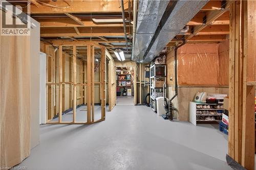 35 Highland Boulevard, Caledonia, ON - Indoor Photo Showing Basement