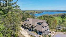 102 - 3 TREE TOPS LANE  Huntsville (Chaffey), ON P1H 0B8