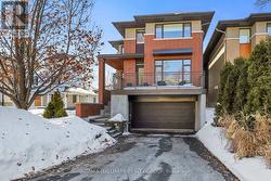 556 EDISON AVENUE  Ottawa, ON K2A 1V4