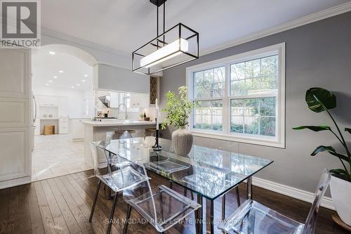 3325 Lakeshore Road, Burlington, ON - Indoor Photo Showing Dining Room