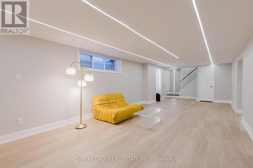 3325 Lakeshore Road, Burlington, ON - Indoor Photo Showing Other Room