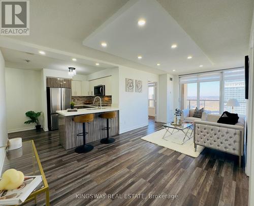 2208 - 4090 LIVING ARTS DRIVE  Mississauga, ON L5B 4M8