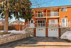 1015 SYESTON COURT  Mississauga, ON L4Y 2W2