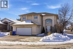 5255 Staff CRESCENT  Regina, SK S4X 4M2