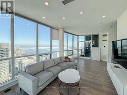 UPH 3202 - 600 FLEET STREET  Toronto, ON M5V 1B7