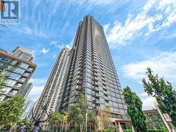 1903 - 11 BRUNEL COURT  Toronto, ON M5V 3Y3