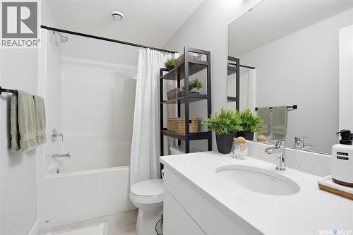 406 Chelsom Manor, Saskatoon, SK - Indoor Photo Showing Bathroom