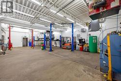 100 STAPLETON Avenue  Hamilton, ON L8H 3N8