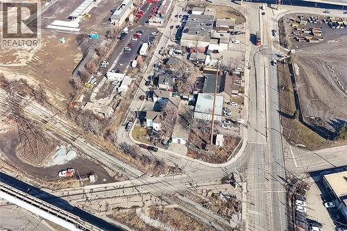 100 Stapleton Avenue, Hamilton, ON 