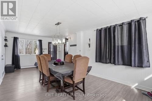 635 Front Road W, Champlain, ON - Indoor Photo Showing Dining Room