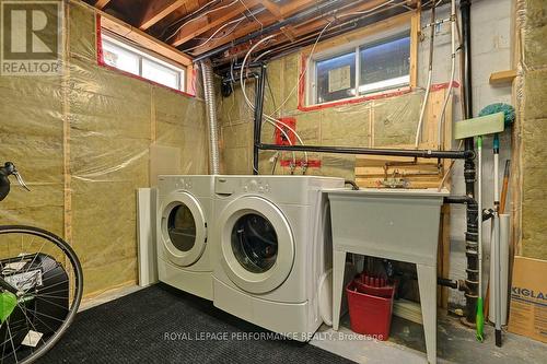 321 Donald Street, Ottawa, ON - Indoor Photo Showing Laundry Room