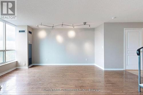 1203 - 2565 Erin Centre Boulevard, Mississauga, ON - Indoor Photo Showing Other Room