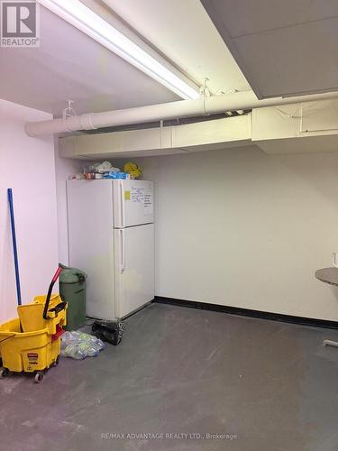 Staff room - 1135 Richmond Street, London East (East B), ON 