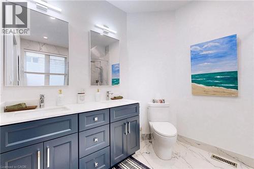 4176 Saunders Crescent, Burlington, ON - Indoor Photo Showing Bathroom