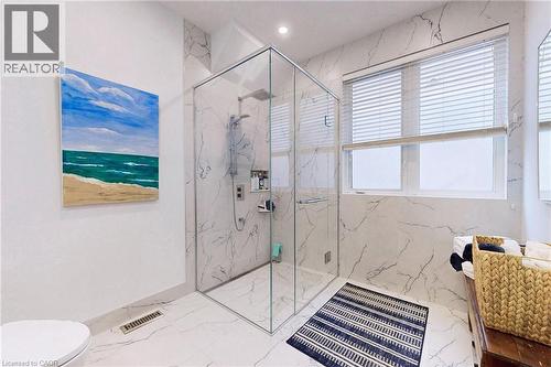 4176 Saunders Crescent, Burlington, ON - Indoor Photo Showing Bathroom