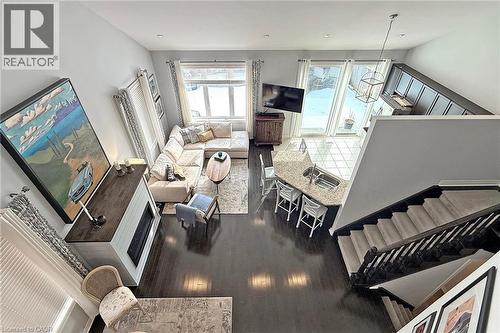 4176 Saunders Crescent, Burlington, ON - Indoor Photo Showing Living Room