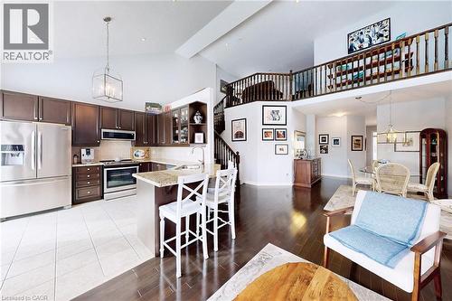 4176 Saunders Crescent, Burlington, ON - Indoor Photo Showing Kitchen