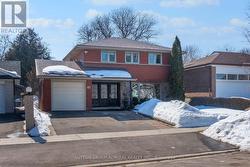 41 HAMPTONBROOK DRIVE  Toronto, ON M9P 1A2