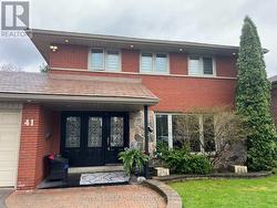 41 HAMPTONBROOK DRIVE Toronto, ON M9P 1A2