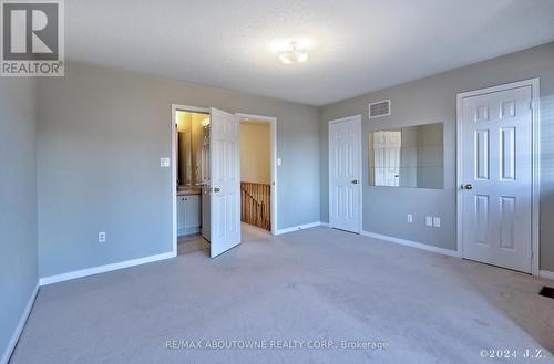 1838 Imperial Way, Burlington, ON - Indoor Photo Showing Other Room