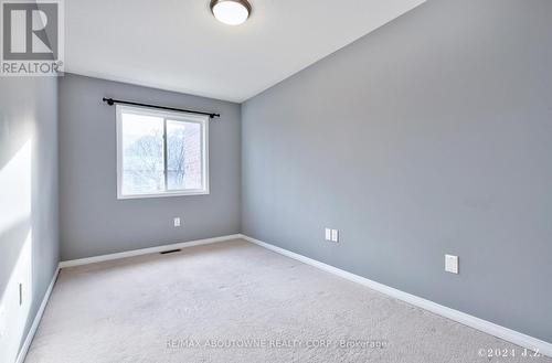 1838 Imperial Way, Burlington, ON - Indoor Photo Showing Other Room
