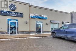 3 - 300 MAIN STREET  Woodstock (Woodstock - South), ON N4S 1T3