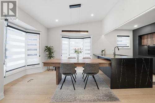 108 Greenshire Drive, Hamilton, ON - Indoor