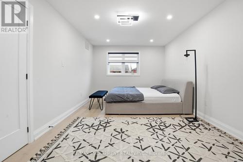 108 Greenshire Drive, Hamilton, ON - Indoor Photo Showing Bedroom