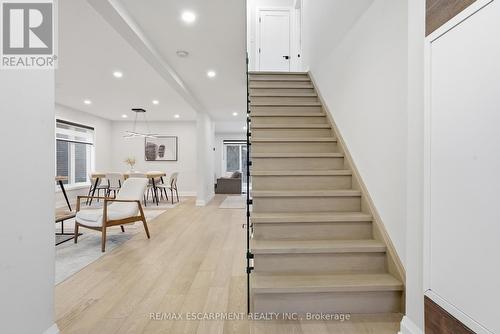 108 Greenshire Drive, Hamilton, ON - Indoor Photo Showing Other Room