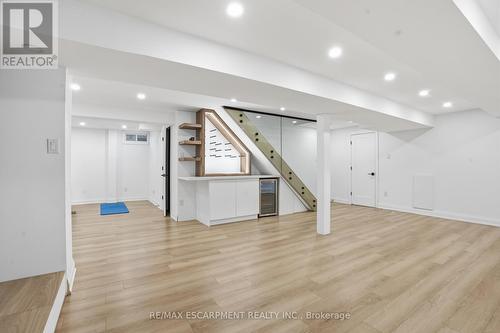 108 Greenshire Drive, Hamilton, ON - Indoor Photo Showing Other Room