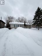 UPPER - 89 OTTAWAY AVENUE  Barrie, ON L4M 2X1