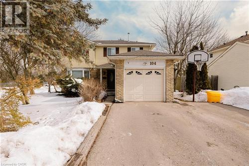 104 ROLLING MEADOWS Drive  Kitchener, ON N2N 1T6