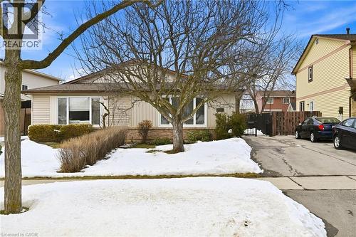 2223 Manchester Drive, Burlington, ON - Outdoor