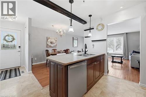 2223 Manchester Drive, Burlington, ON - Indoor Photo Showing Kitchen