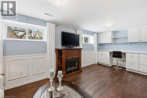 2223 Manchester Drive, Burlington, ON - Indoor With Fireplace