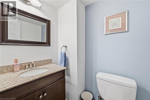 2223 Manchester Drive, Burlington, ON - Indoor Photo Showing Bathroom