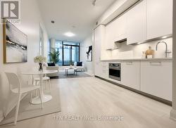 216 - 33 FREDERICK TODD WAY N  Toronto, ON M4G 0C9